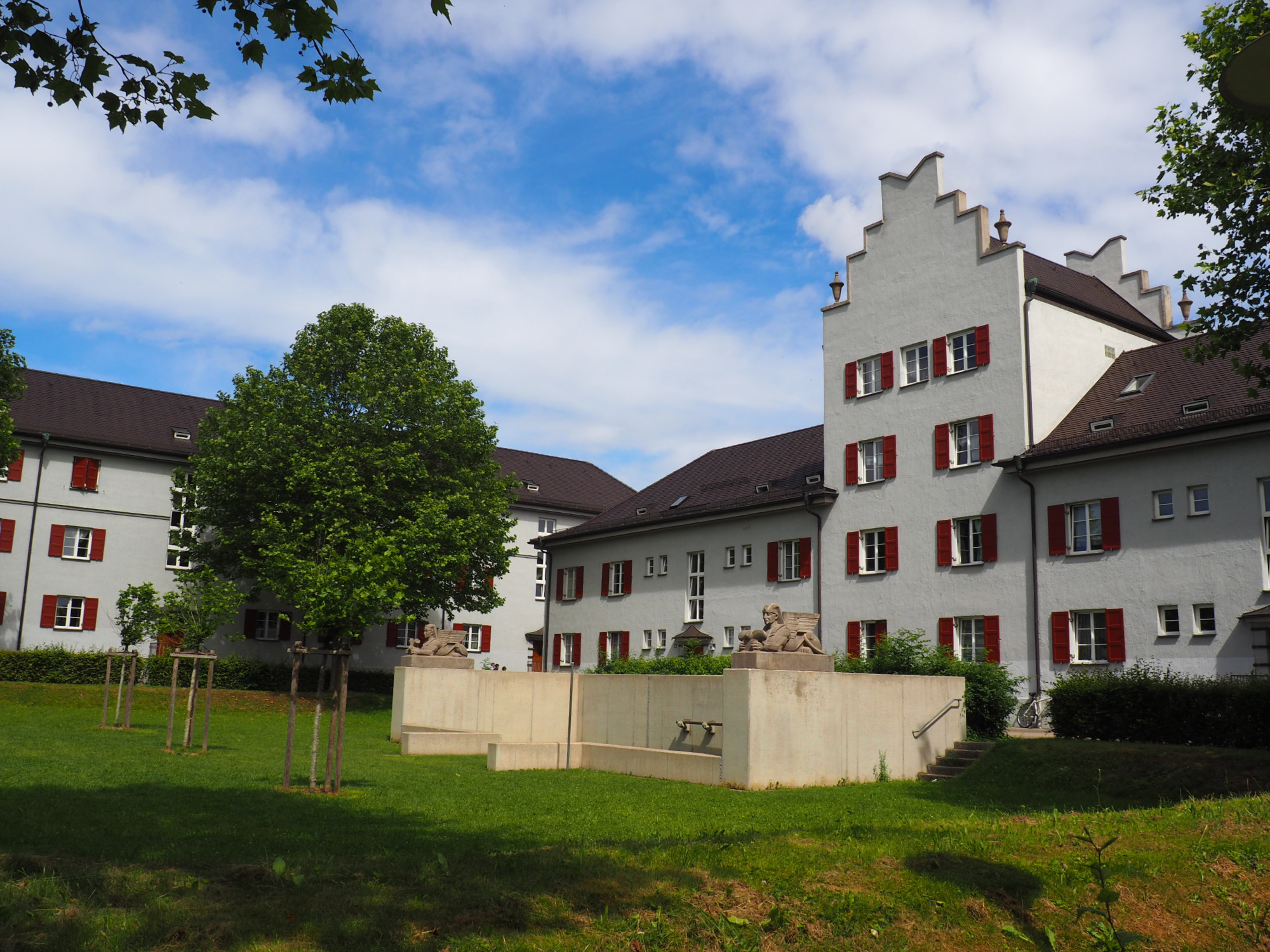 Der Zeppelinhof, Art Deco aus den 1920er Jahren